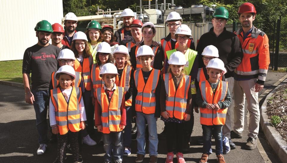 Animation avec les enfants sur la STEP de Cergy-Pontoise Assainissement Animation avec les enfants sur la STEP de Cergy-Pontoise Assainissement © M. Surreau