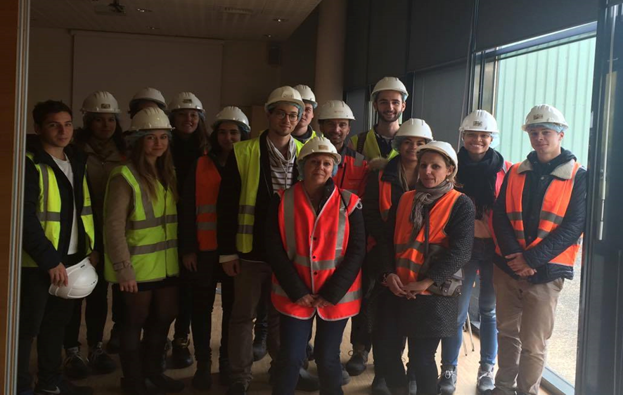 Visite des étudiants de l'EPF à Nanterre