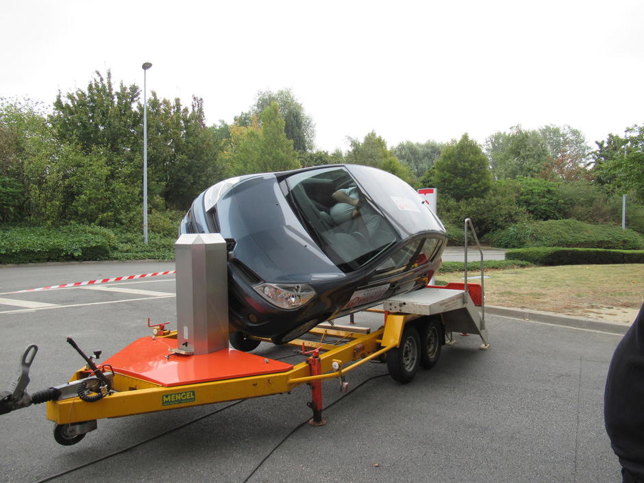 Voiture tonneau en région Nord Normandie