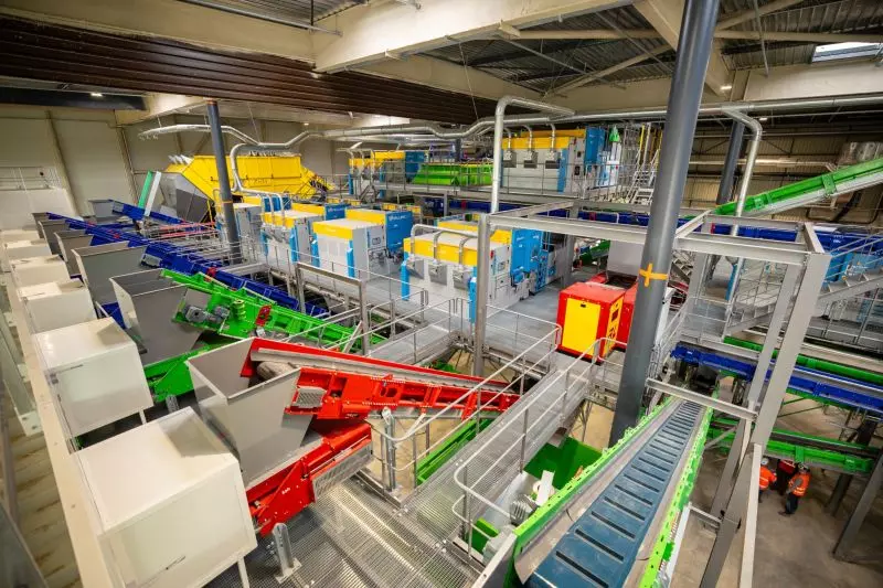 Veolia renouvelle pour 15 ans son contrat avec le SMITOM-LOMBRIC pour l’exploitation et la valorisation des déchets en Seine-et-Marne